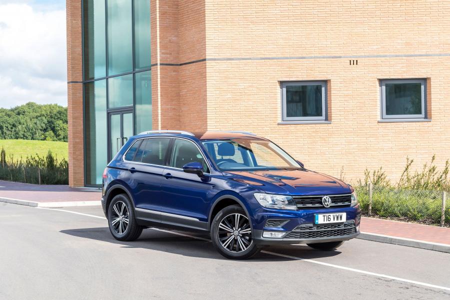  Volkswagen Tiguan 2016 года  (UK) (фото 13 из 40)